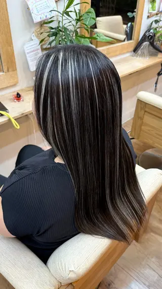 ロング カラー 🌈ハイライト特化 🌈 🐶ノザワ🐶のヘアスタイル