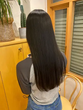 ロング パーマ 艶カラー／ストレート かとうゆうき🍯のヘアスタイル
