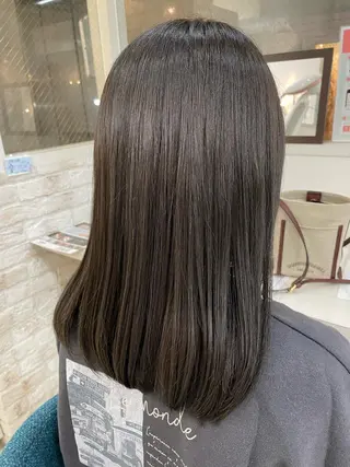 カラー Sloth 🦥 MARINAのヘアスタイル