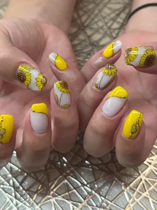 ネイル MiRanda 保坂 舞のネイルデザイン