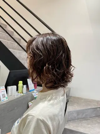 ショート パーマ 山本 佳奈のヘアスタイル