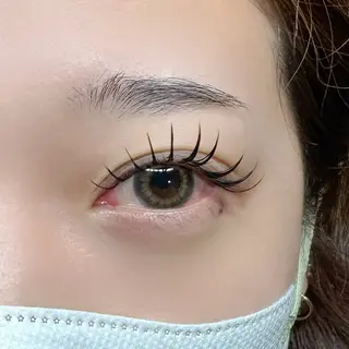 マツエク・マツパ NOA名駅束感まつげ ×眉毛SENA‪🎀のマツエク・マツパデザイン