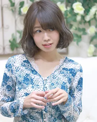 ショート カラー パーマ 柳澤 興輝のヘアスタイル