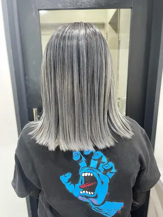 ミディアム カラー 白髪ぼかしハイライト バレイヤージュヤマトのヘアスタイル