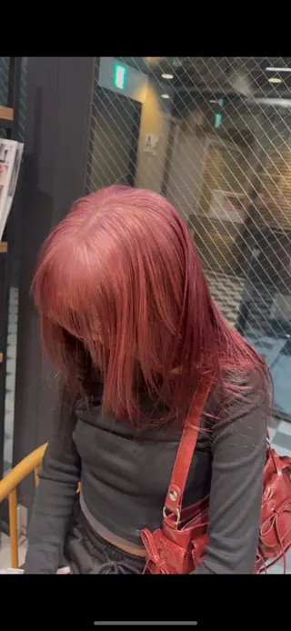 ロング カラー KAEDE🌺Wカ ラー/ホワイトカラーのヘアスタイル