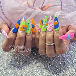 ネイル 高円寺駅からすぐ🌈 ネイルGOTHAMのネイルデザイン