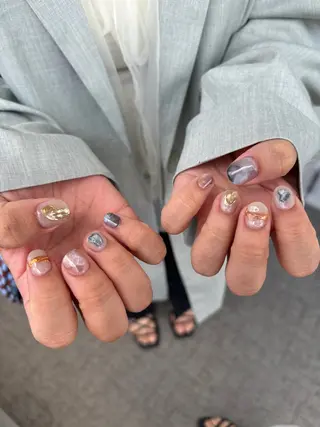 ネイル yuri. 🪷のネイルデザイン