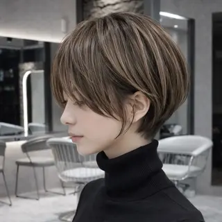 ショート カラー 《髪質改善✖️レイヤ ー🩶》ナオヤのヘアスタイル