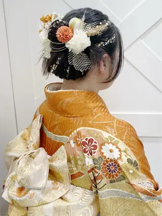 あやかショート 白髪ぼかしのヘアスタイル