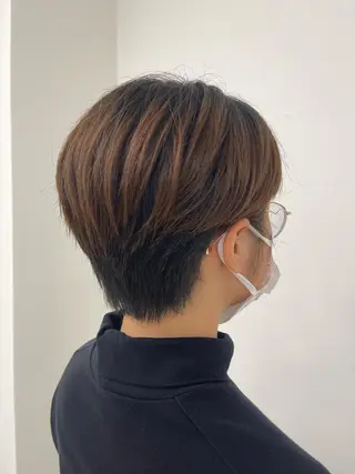 ショート 𝓜𝓮𝓛𝓲𝓟 冨樫果楠のヘアスタイル