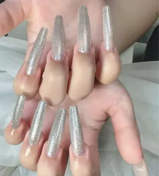 ネイル モリ ナツミのネイルデザイン