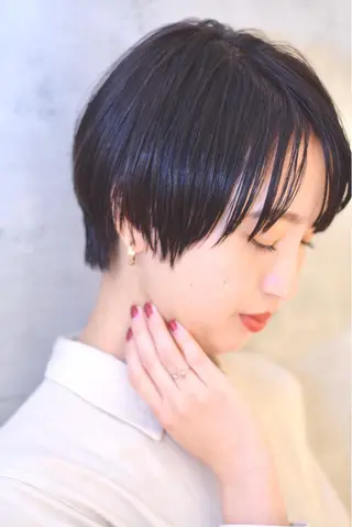 ショート ショートヘア、ボブ こやさん　コヤマのヘアスタイル