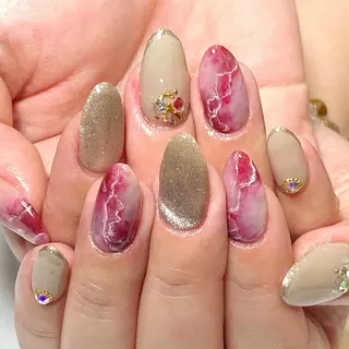 ネイル VOGUE ×SWANのネイルデザイン