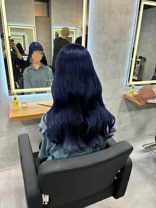 ロング カラー パーマ ヘアアレンジ 透明感ブリーチカラー 🌈TOMOHIROのヘアスタイル