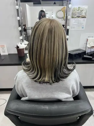 ミディアム _White 浜松所属・ルミナホワイト 店長 もえかのヘアスタイル