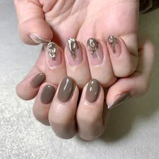 ネイル FIORITURA aiのネイルデザイン