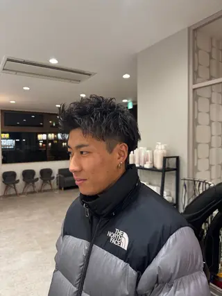 メンズ 🫧透明感カラー🫧 ロン毛美容師のヘアスタイル