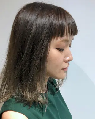 ミディアム 縮毛矯正セミナー講師 ヨコモリユウキのヘアスタイル