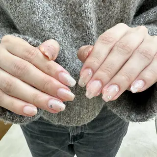 ネイル Elegancia. Hiromiのネイルデザイン