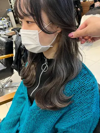 ロング カラー ヘアアレンジ マツエク・マツパ アイブロウ 透明感カラー🤎 ゆりのヘアスタイル