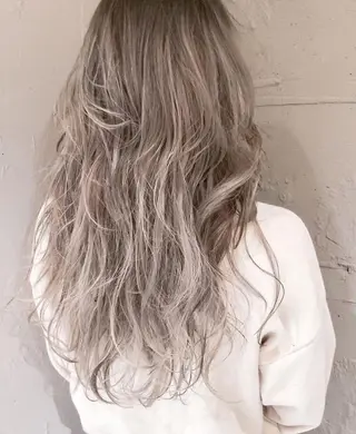ショート ミディアム セミロング ロング カラー ヘアアレンジ レイヤーカット BLend 渋谷のヘアスタイル
