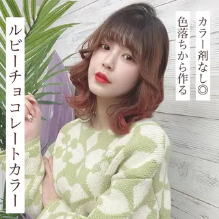 セミロング カラー ヘアアレンジ アイブロウ LAVENDIA 初音のヘアスタイル