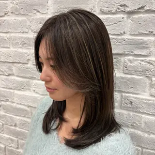 ミディアム カラー PEAKS所属・優奈(ユナ)🦋 カラーリストのヘアスタイル