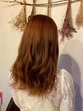 セミロング 西村 雪菜のヘアスタイル