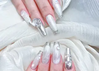 ネイル D-BEAUTY Nailsalonのネイルデザイン
