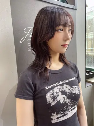 セミロング カラー AIRI layer cut hairのヘアスタイル
