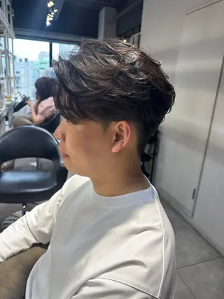 ミディアム パーマ メンズ 似合う髪型が 分からない方へのヘアスタイル