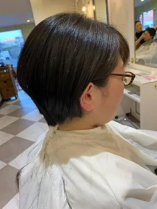 ショート 粟田 めぐみのヘアスタイル