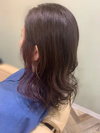 ミディアム カラー 寺本 早希のヘアスタイル