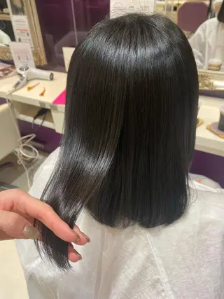 ミディアム カラー 村橋 葵緒のヘアスタイル