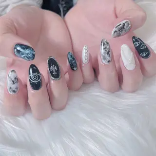 ネイル Maya 🧊🫧‪のネイルデザイン