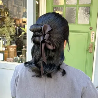 ミディアム ヘアアレンジ BRITS 渡辺 菜々子のヘアスタイル