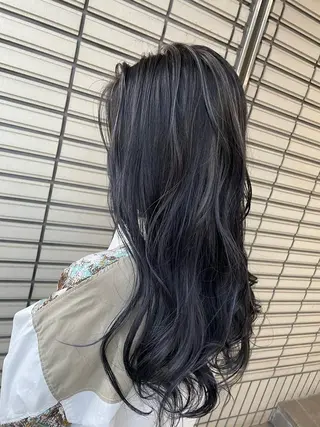 セミロング カラー NINE+/代表 ブリーチ特化型サロンのヘアスタイル