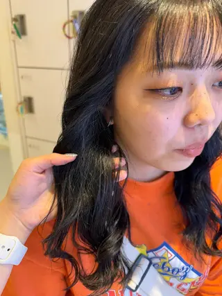 セミロング こばりん🌟/ボブ /イヤリングカラーのヘアスタイル