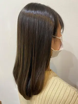 ミディアム カラー 加藤 知子のヘアスタイル