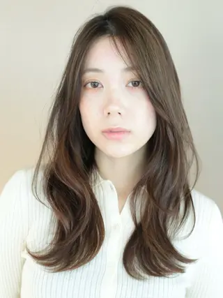 ロング カラー 髙木美緒🌿 レイヤー/アレンジのヘアスタイル