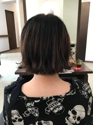 ショート 岡本 智次のヘアスタイル