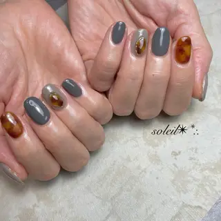 ネイル 粟津 美紀のネイルデザイン