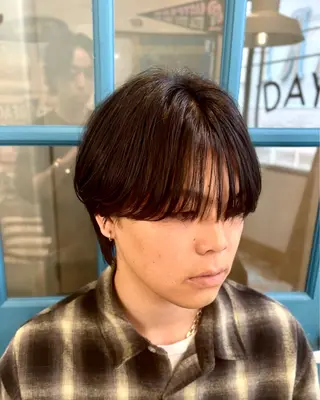 ミディアム メンズ ショート、韓国メンズ ヘアのかつらぎのヘアスタイル