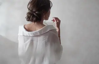 セミロング ヘアアレンジ ヘアメイク new meのヘアスタイル