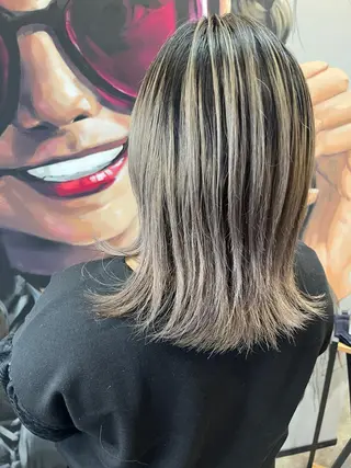 セミロング カラー パーマ ヘアアレンジ メンズ キッズ ネイル マツエク・マツパ アイブロウ 久木原 ゆりのヘアスタイル