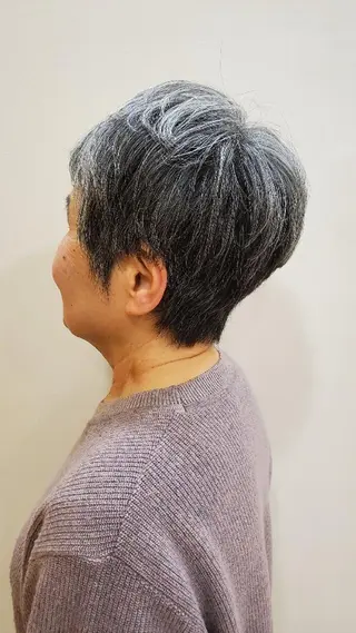 ショート 齋藤 愛美のヘアスタイル