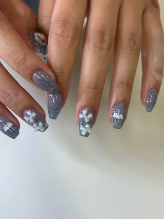 ネイル 【UNE.】 長さだしフィルインのネイルデザイン