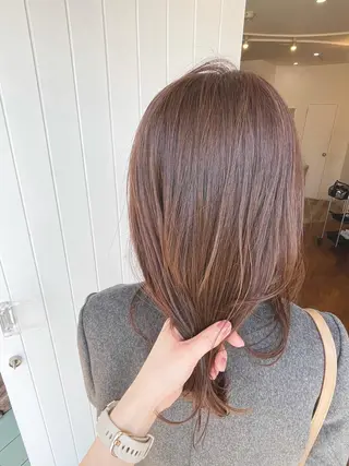 セミロング カラー 髪質改善✨️透明感カ ラー✧*。山下さいみのヘアスタイル