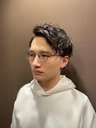 ミディアム 大泉 和也のヘアスタイル