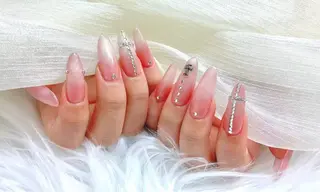 ネイル B·U Nail大宮 長さだし専門店のネイルデザイン